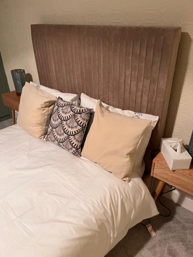 Luxury Cosy Retreat Apt London Exterior photo
